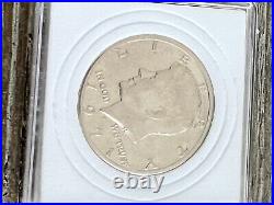 1971 Kennedy D half dollar coin (GREAT CONDITION)