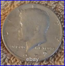 1972 Kennedy Half Dollar No Mint Mark B E R on Hairline #1 Faint Anneal Errors