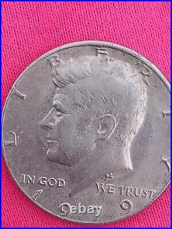 JFK 1979 half dollar, it's silver an in good condition and shape